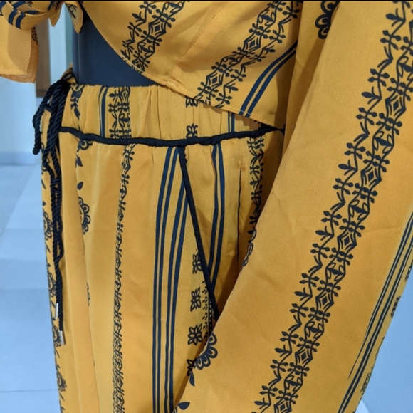 HOUSE OF HARLOW 1960 X REVOLVE 2 SET Joni Pants & Jane Blouse Inca Tribal Print - Picture 6 of 15